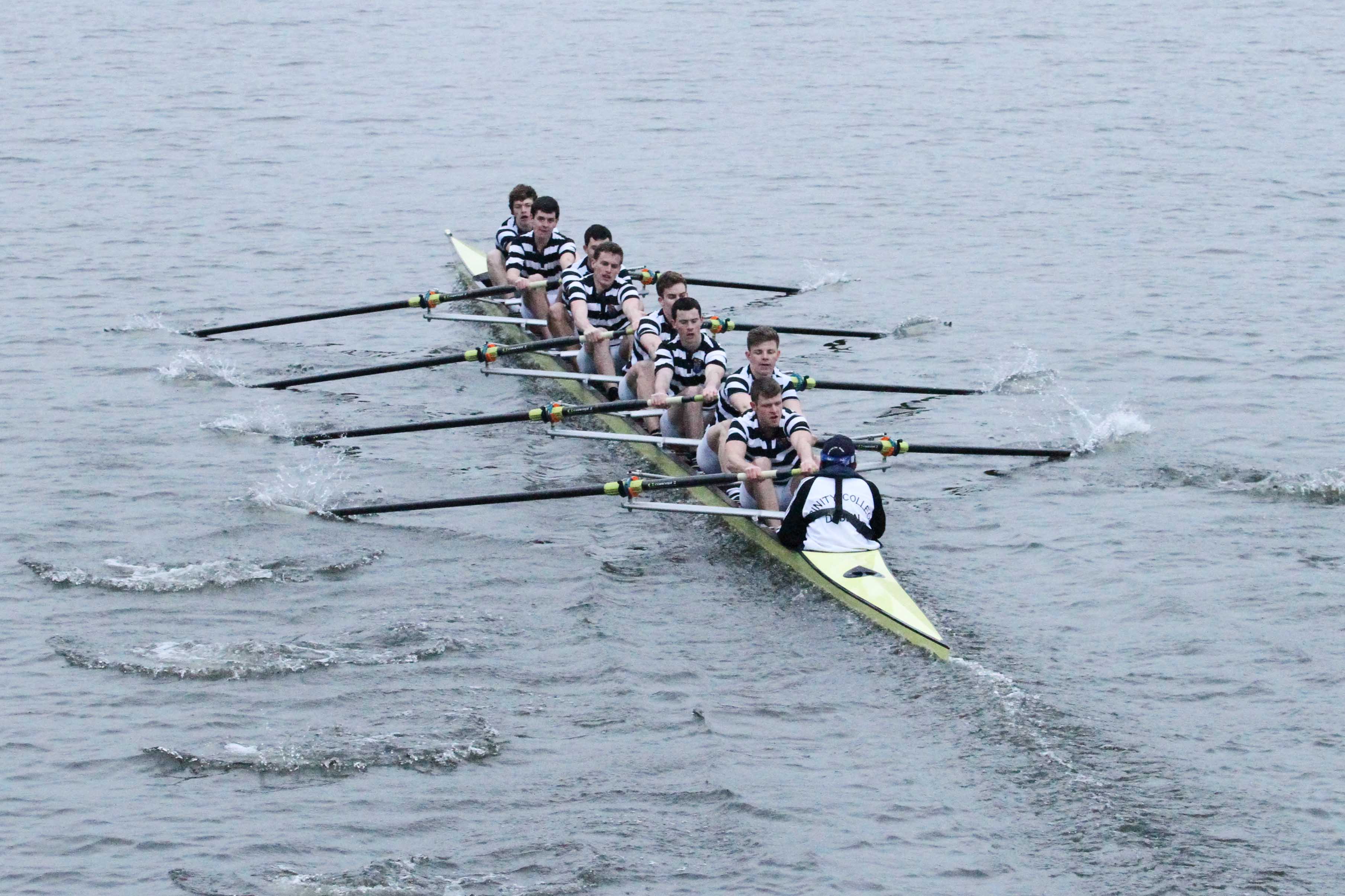 Storming into the lead through Capel St. bridge